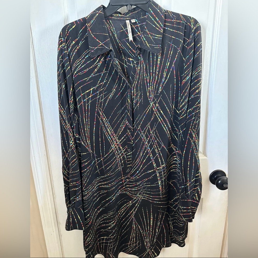 Petticoat Alley black silk tunic
Size: L
Color: black/multi